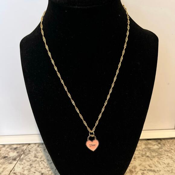 Dior Light Pink Heart Charm with a 16” Wavy Necklace Chain - Picture 2 of 3
